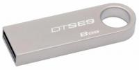 Kingston Флешка USB 8Gb DataTraveler SE9 DTSE9H/8GB-YAN серебристый