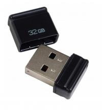 QUMO Nano 32Гб USB 2.0 (черный)